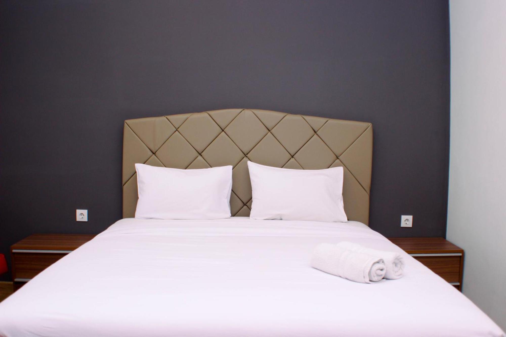 Apartemen 1br Spacious Combine Unit At Vasanta Innopark By Travelio *